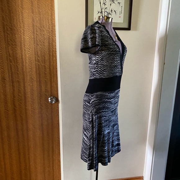 BCBG silk sweater dress - Picture 4 of 7